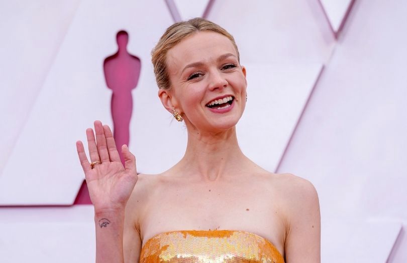Córka Izabelli Scorupco pozuje z Carey Mulligan