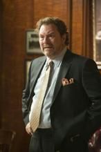 "Mike and Dave Need Wedding Dates": Stephen Root ojcem Zaca Efrona i Adama DeVine'a