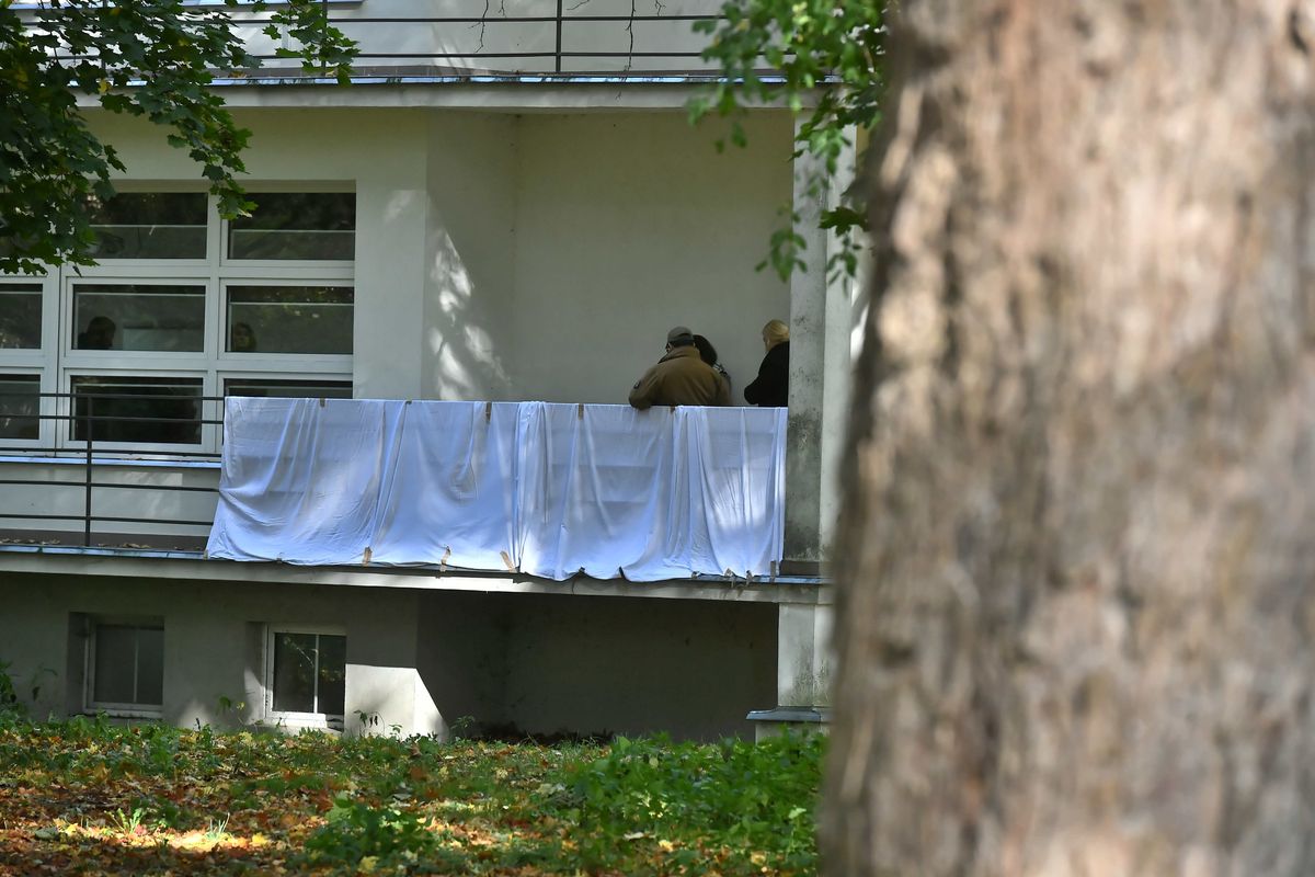 Ciało dwudziestolatki znaleziono na balkonie akademika 