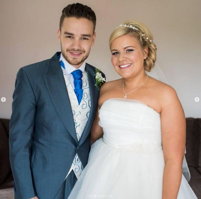 Liam Payne's sister published private photos with her brother.