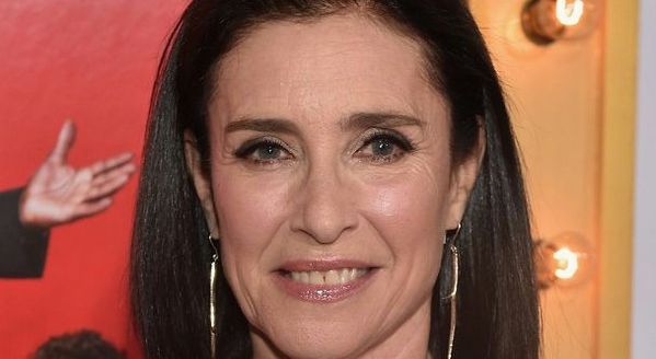 "Ash vs Evil Dead": Mimi Rogers kontra martwe zło