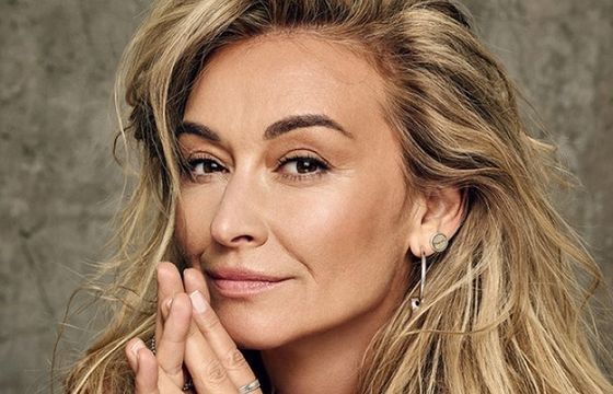 Martyna Wojciechowska reklamuje nową odsłonę biżuterii W.Kruk