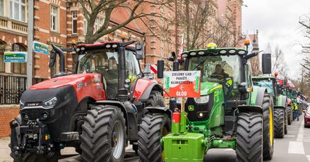 900 mln zł dla rolników poszkodowanych przez import zboża z Ukrainy