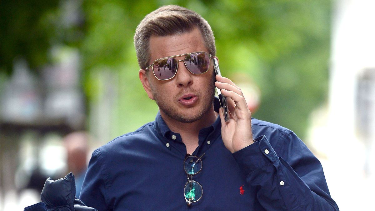 Chajzer Filip 2020-09-01KAPiF.pltelefon