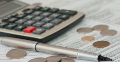 Polacy coraz chętniej rozliczają z fiskusem przez internet
