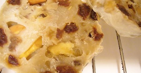 Muffiny angielskie z rodzynkami i cynamonem