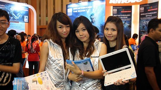 Chcecie kupić 23-calowy tablet? 1