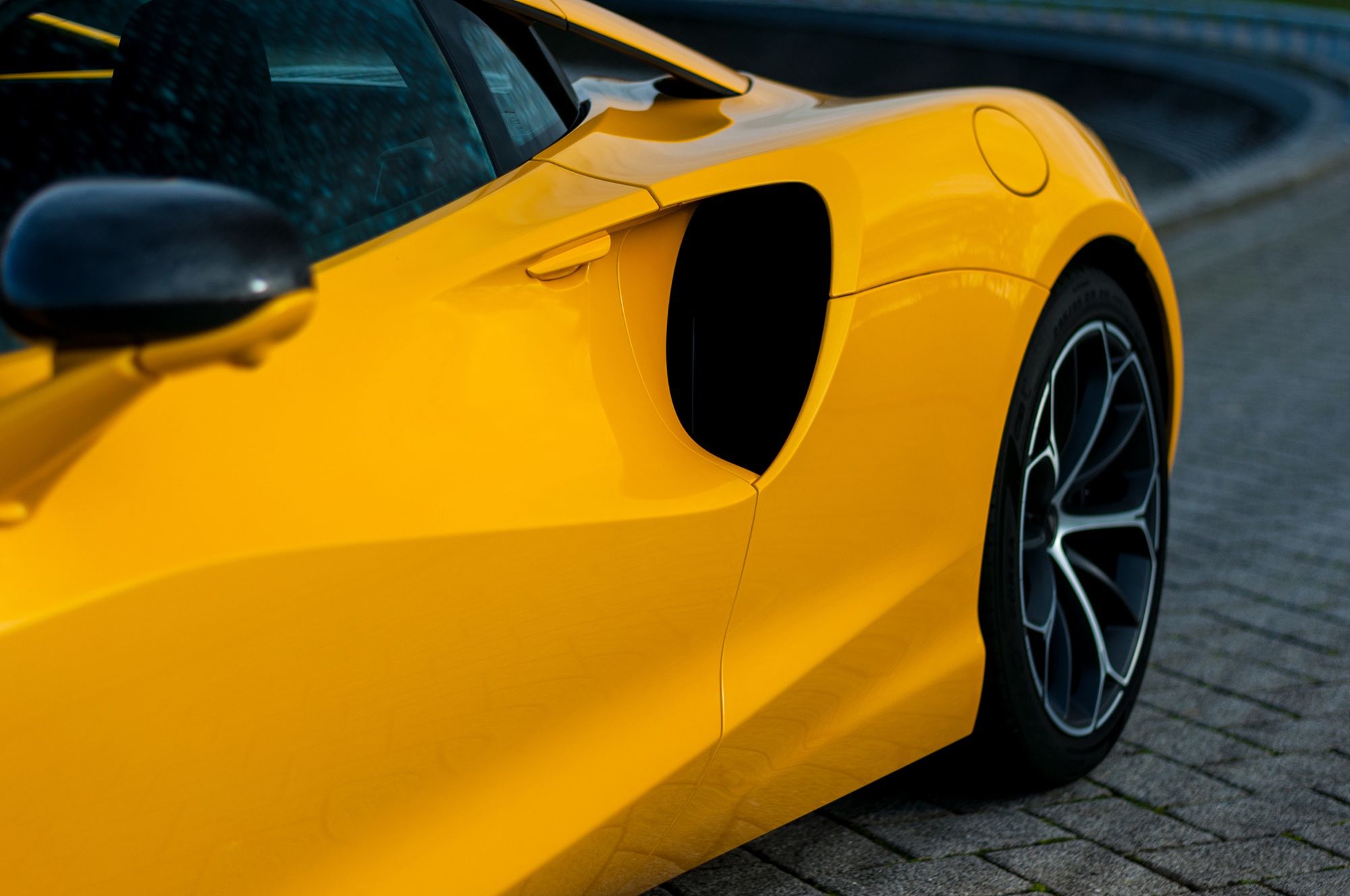 McLaren Artura (2025)