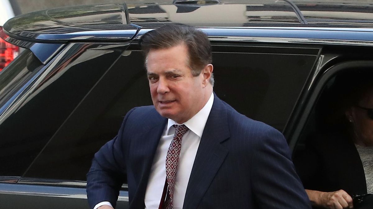 Manafort, jak dowiedli prokuratorzy, ukrył miliony dolarów na zagranicznych rachunkach