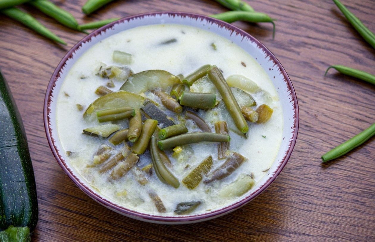 Zupa z fasolki szparagowej - charakterystyka, kalorie i składniki odżywcze, przepis