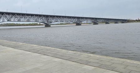 Nowa kładka rowerowa w Płocku – inwestycja za 31 mln zł zwiększy bezpieczeństwo i przyciągnie turystów!