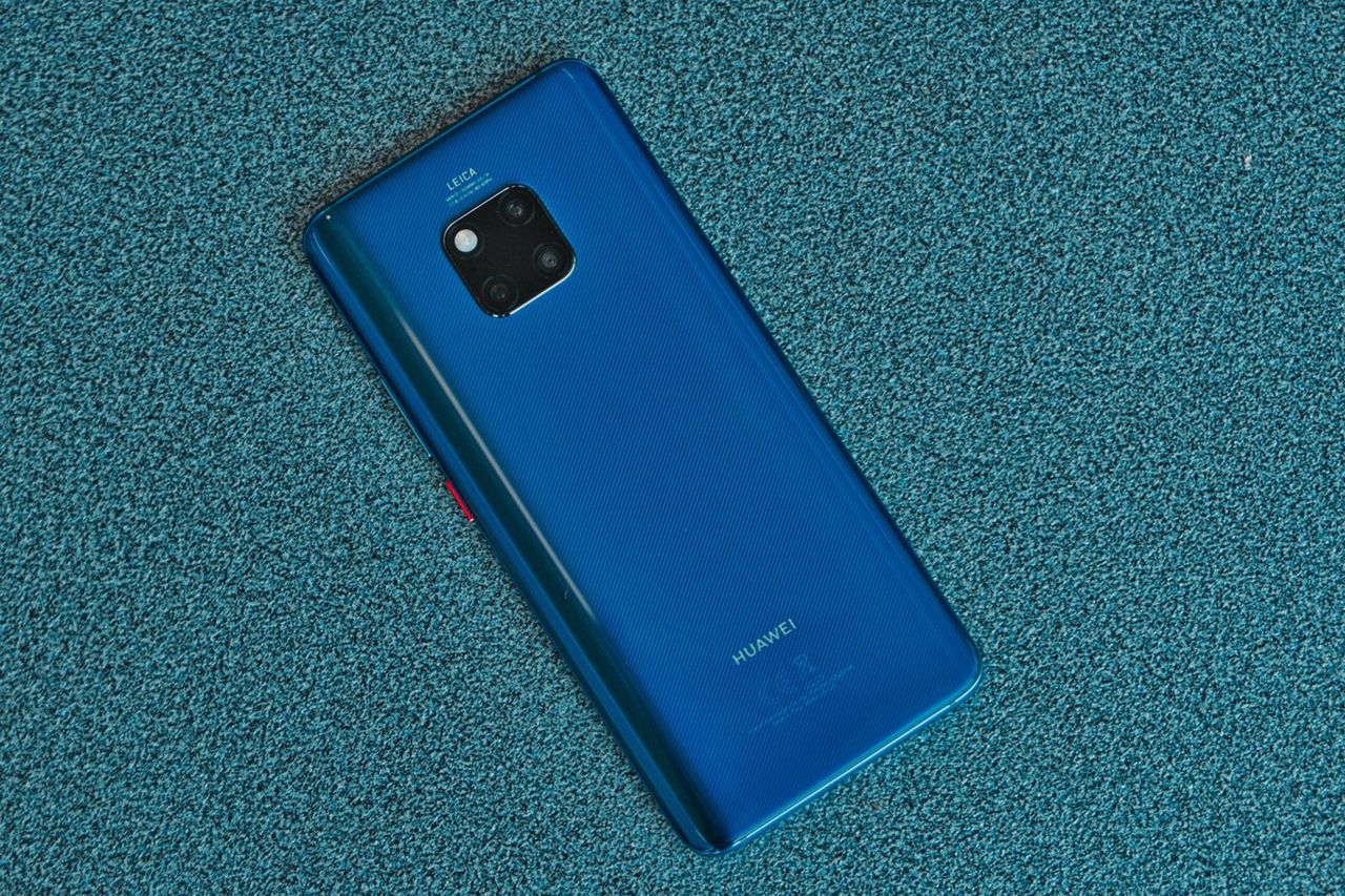 Huawei Mate 20 Pro jest jednym z urządzeń Huawei, które mają części od NXP – ma od nich moduł NFC / Fot. Komórkomania (Miron Nurski)