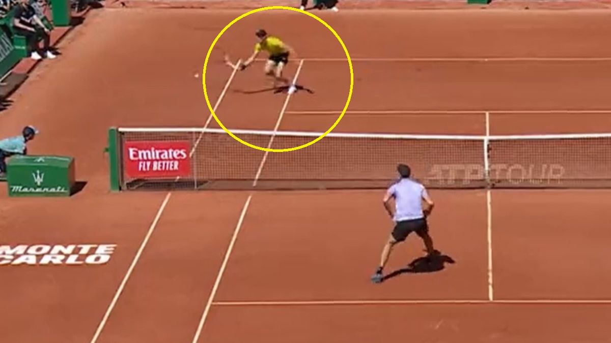 Twitter / ATP / Jannik Sinner w meczu z Hubertem Hurkaczem