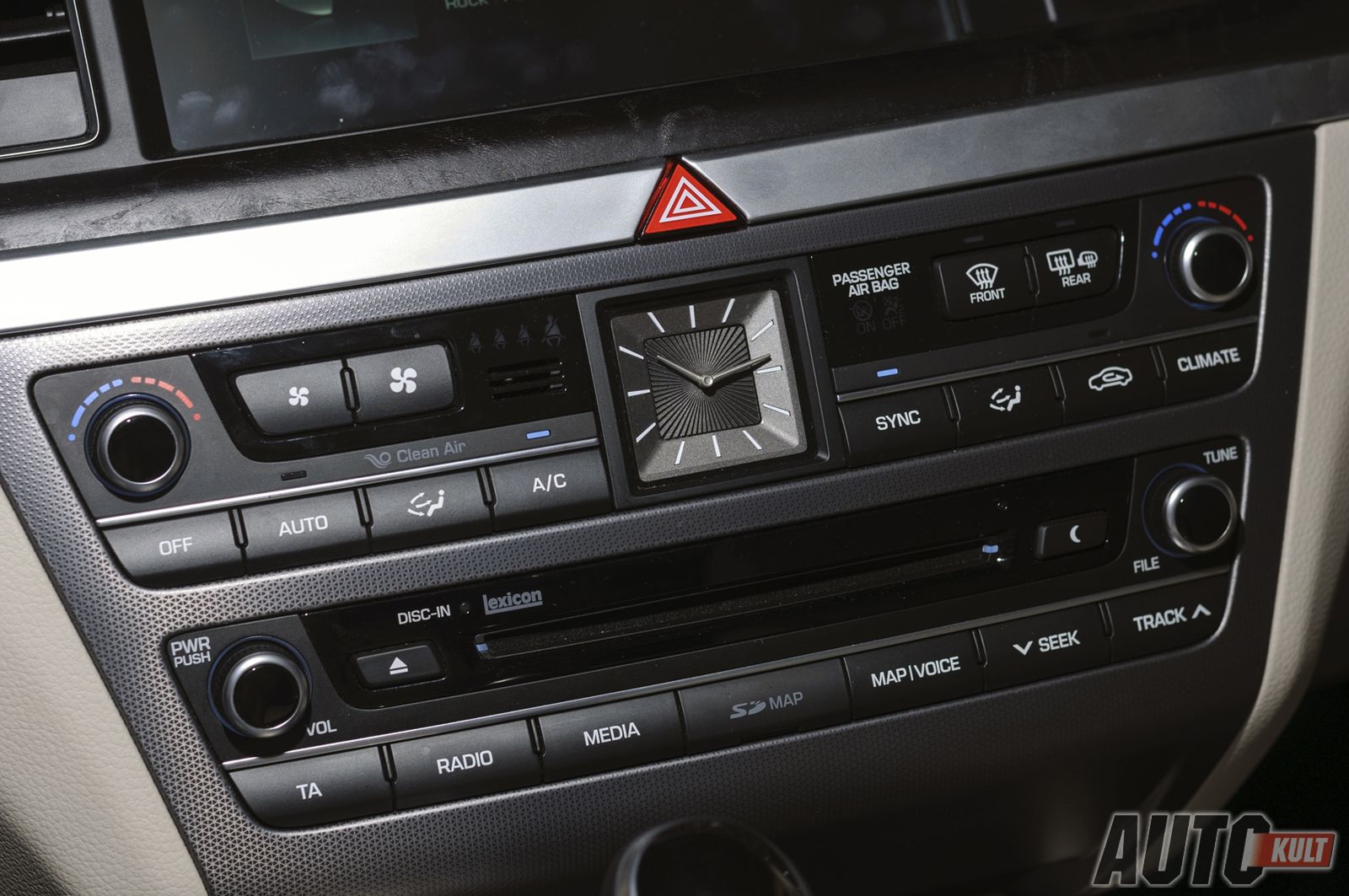Hyundai Genesis 3,8 V6 - test [galeria] 17