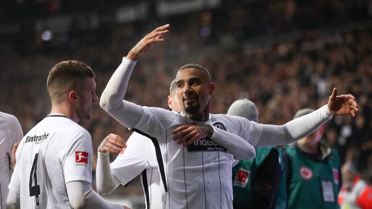 Zdjęcie okładkowe artykułu: Getty Images / Alex Grimm / Na zdjęciu: piłkarze Eintrachtu Frankfurt