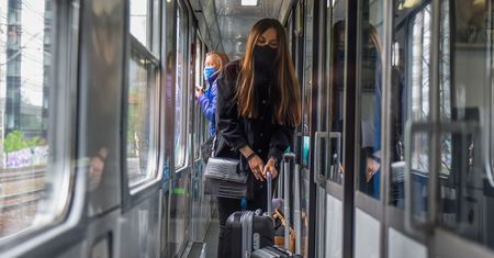 Koronawirus w Polsce. Nowe zasady w PKP. Pasażerowie są wściekli