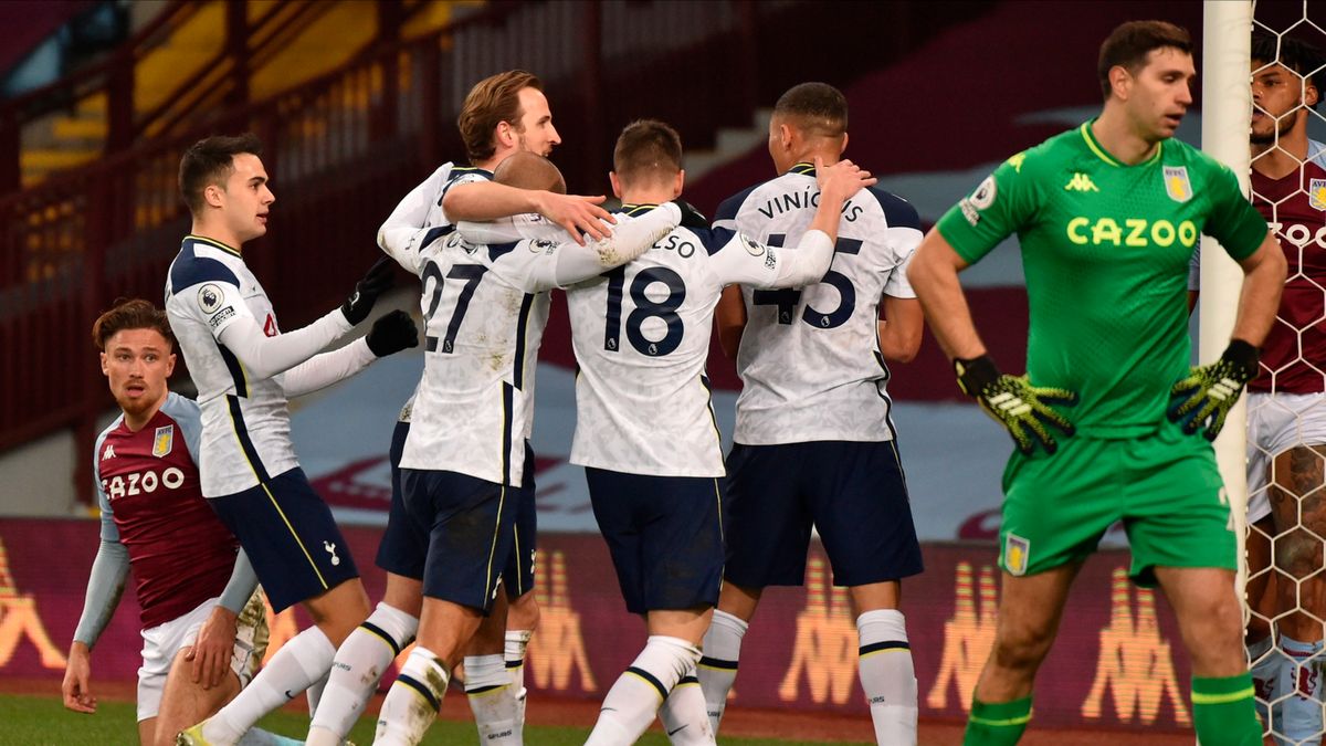 Zdjęcie okładkowe artykułu: PAP/EPA / Rui Vieira / Na zdjęciu: piłkarze Tottenhamu Hotspur cieszą się z gola