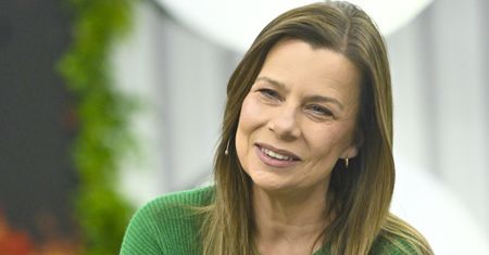 Nożyczki poszły w ruch. Po długich włosach Kuleszy nie pozostał nawet ślad