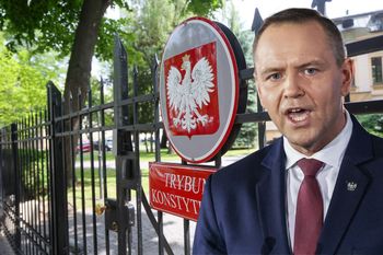 Czwórka sędziów TK wciąż bez ślubowania. Wysłali kolejne pismo do Nawrockiego