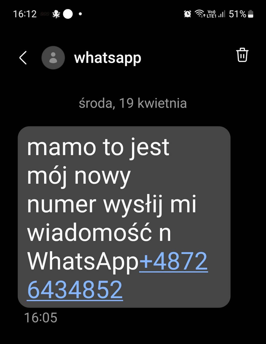Fałszywy SMS od "WhatsAppa"