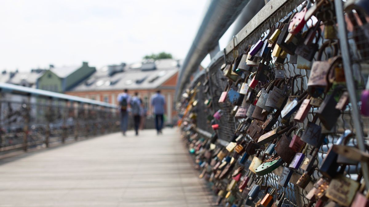 Krakowskie kłódki miłości szukają swoich właścicieli 
