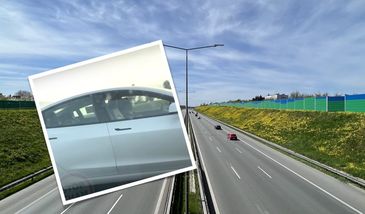 Tesla sama prowadziła samochód na S5, kierowca w tym czasie spał