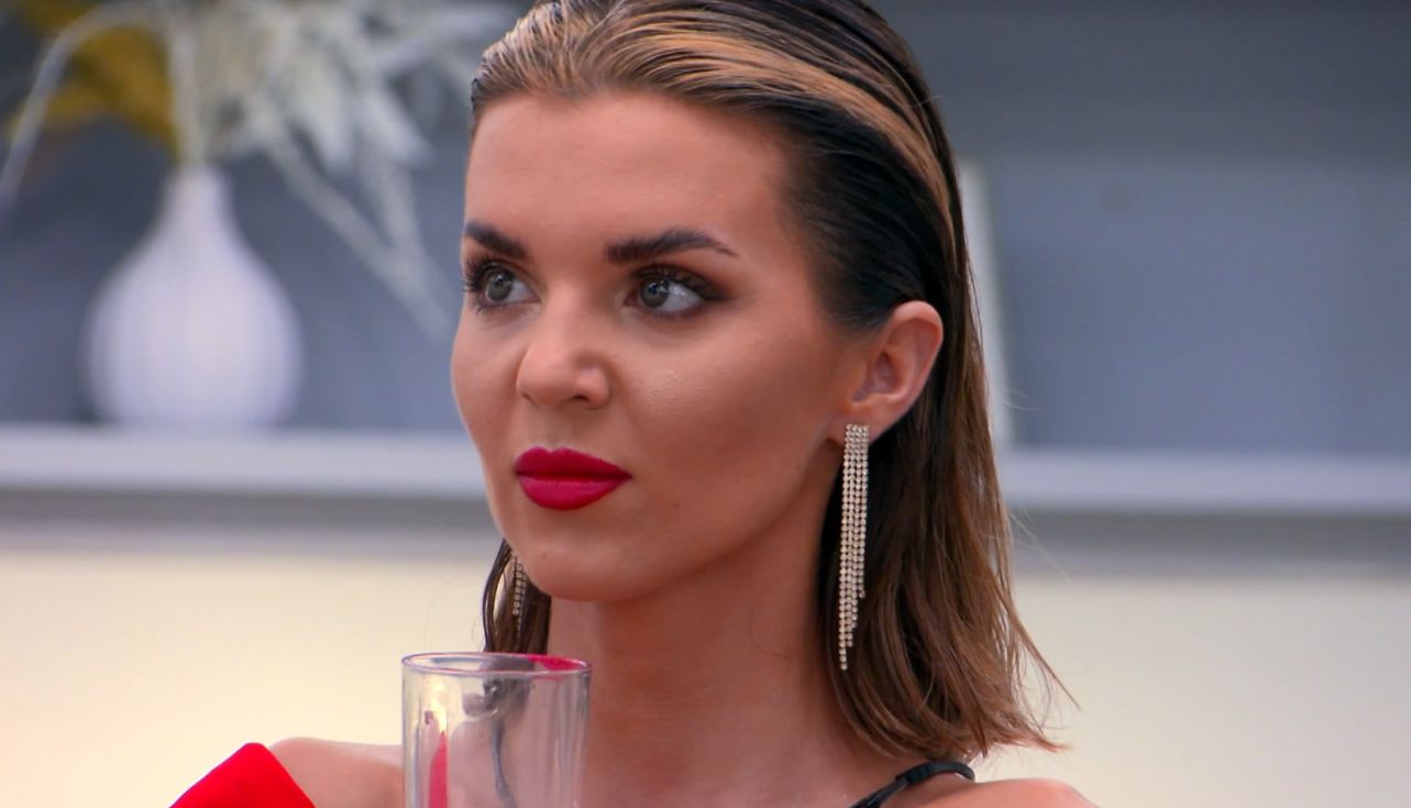 Marta z "Hotelu Paradise"