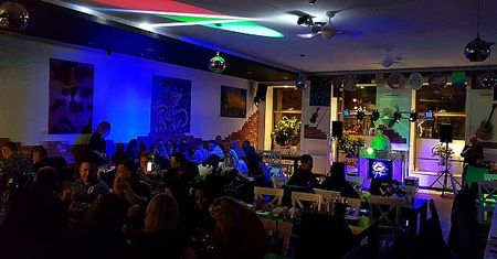 Warszawa. Bunt restauratorów. Chcą otworzyć lokale 18 stycznia
