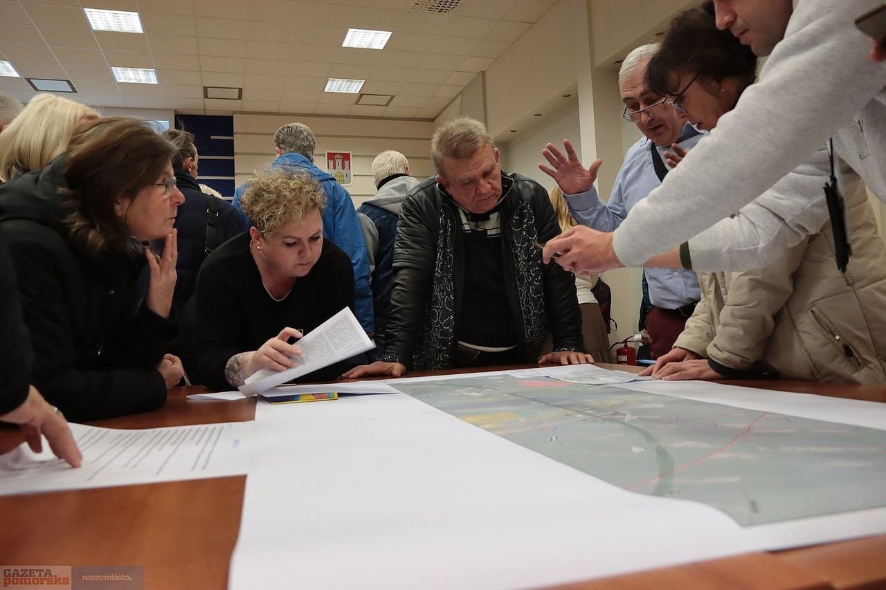 Warunki zabudowy na nowych zasadach. Z wnioskami lepiej się pospieszyć, a kolejki w urzędach rosną