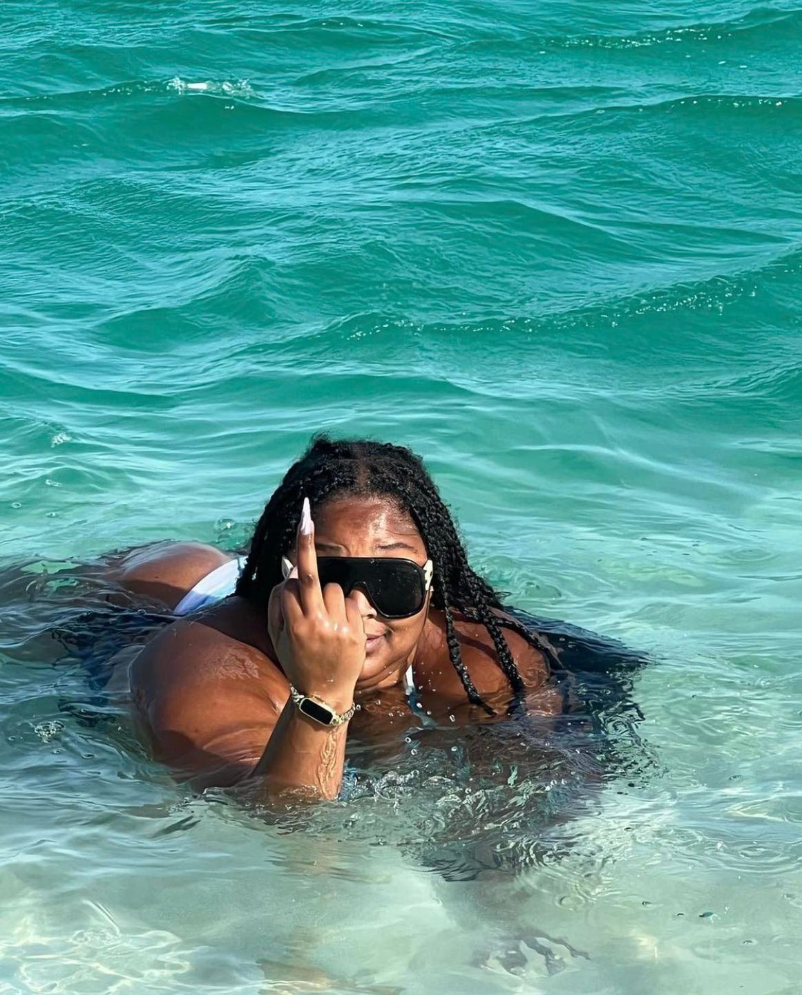 Lizzo prezentuje swoje krągłości na wakacjach