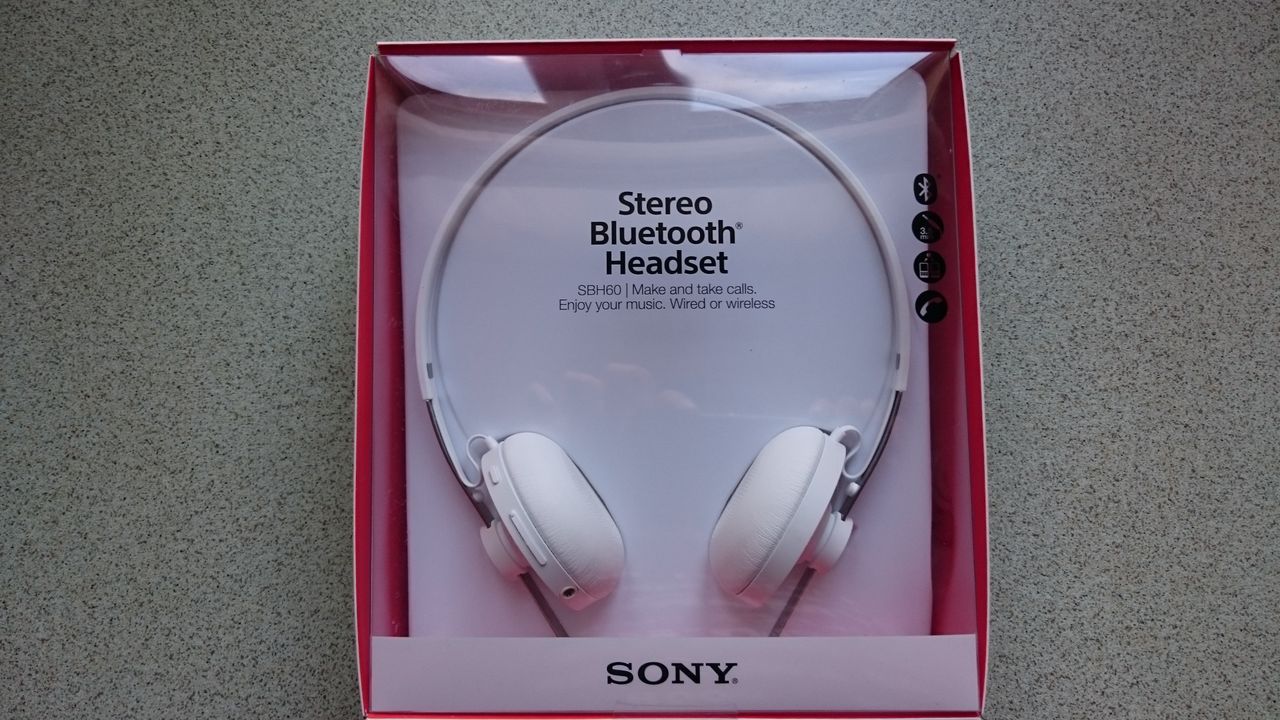 Recenzja Sony SBH60 — mobilne słuchawki nauszne mają jeszcze sens? - Sony SBH60