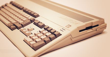 Trzydzieści lat później. Amiga Corner #1: Kupujemy Przyjaciółkę