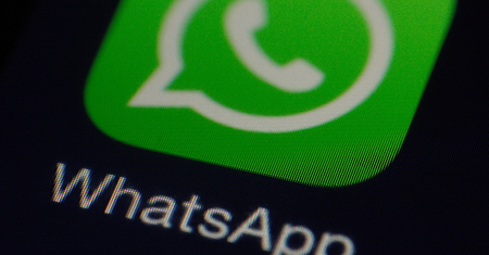 WhatsApp i nowe funkcje: do płynnej historii dołączy śledzenie lokalizacji rozmówców i odpowiadanie na statusy