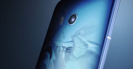 HTC U11 ma uratować producenta dzięki funkcji ściskania obudowy