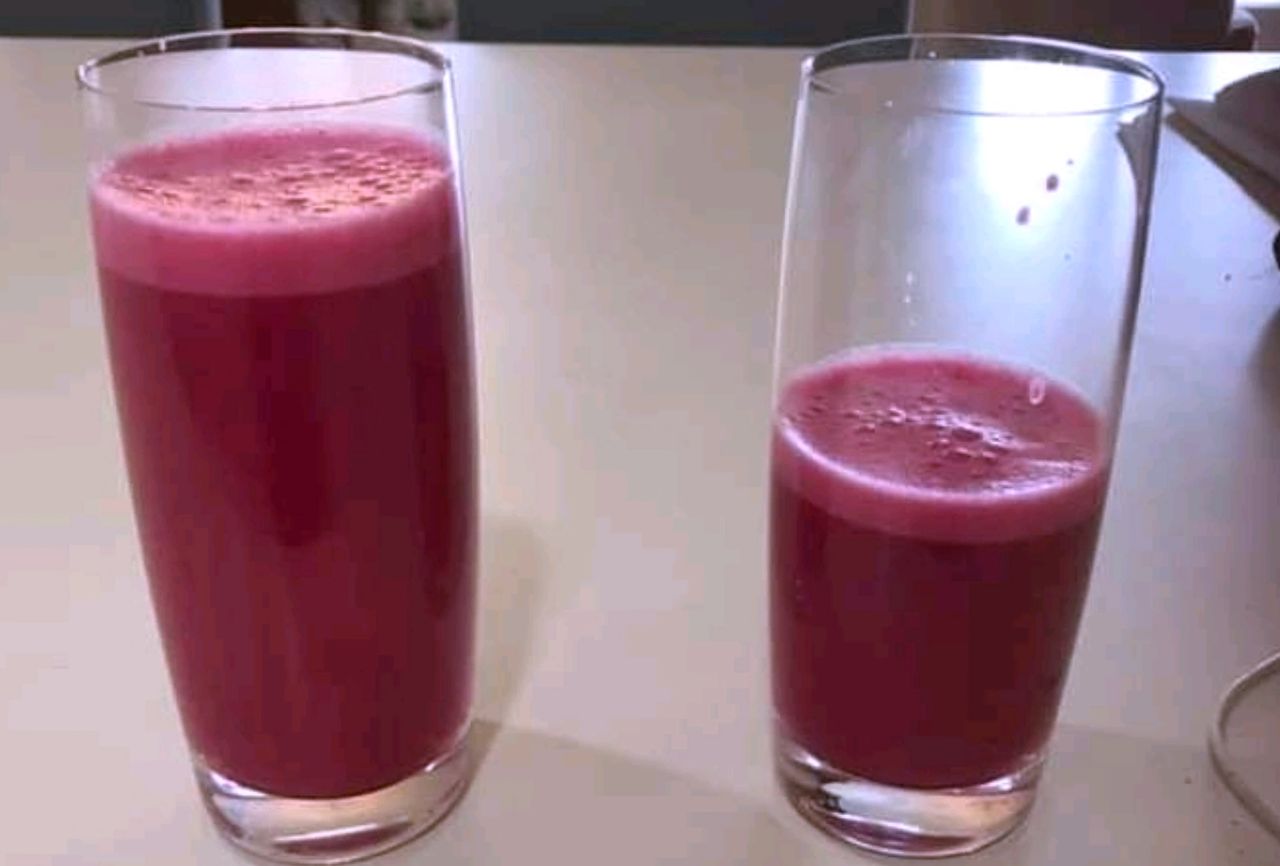 Beets can be consumed raw or roasted, but it's also worth preparing juice from them. It's a real health bomb.