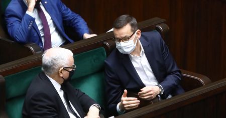 Banaś atakuje, Cieszyński wraca do rządu. Ale "Bezkarności Plus" nie będzie
