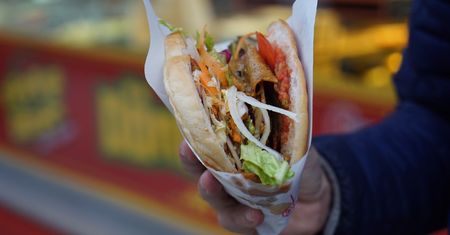 Oto jak naciągają na kebabach. Inspekcja sprawdziła