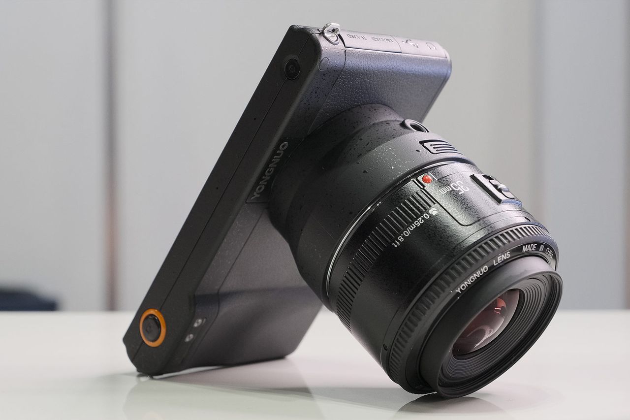 Yongnuo YN450 – matryca Mikro Cztery Trzecie, bagnet Canon EF i Android