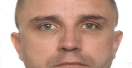 Zaginął 39-latek. Odnaleziono tylko jego samochód