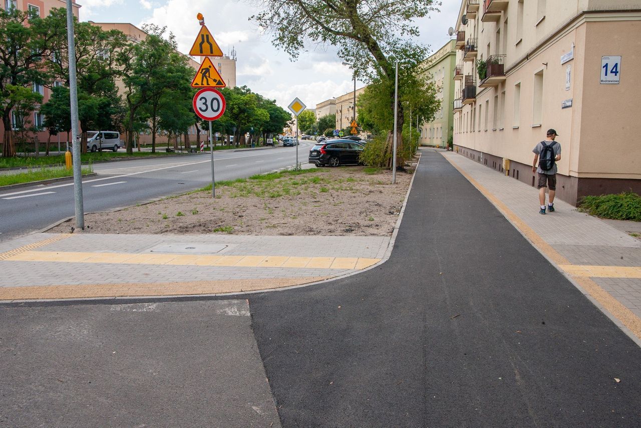 Bydgoszcz: Trwa budowa drogi rowerowej wzdłuż Sułkowskiego