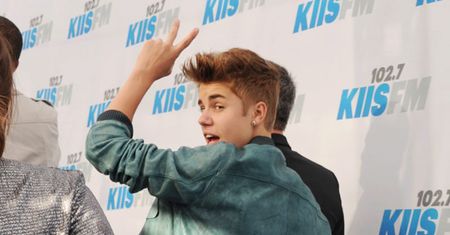 Justin Bieber MA WSTRZĄŚNIENIE MÓZGU!