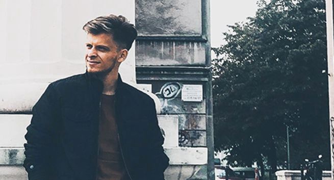 Damian Borowiec senior media &amp; creative strategist w MullenLowe MediaHub