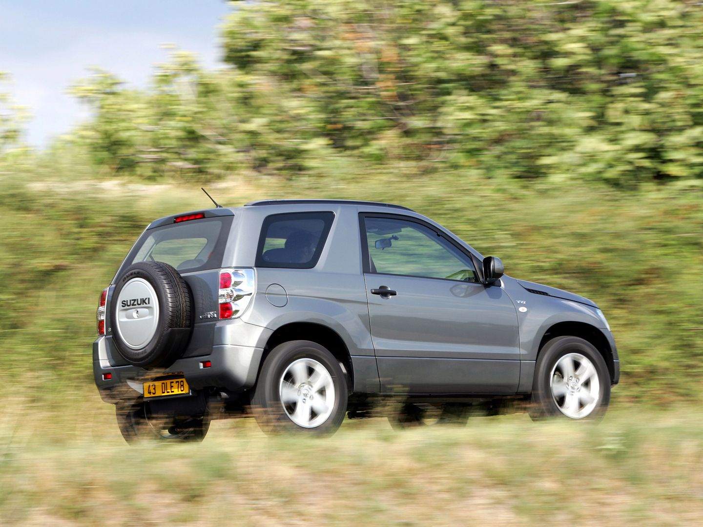 Suzuki Grand Vitara będzie paliwożerna, nawet z silnikiem 1.6