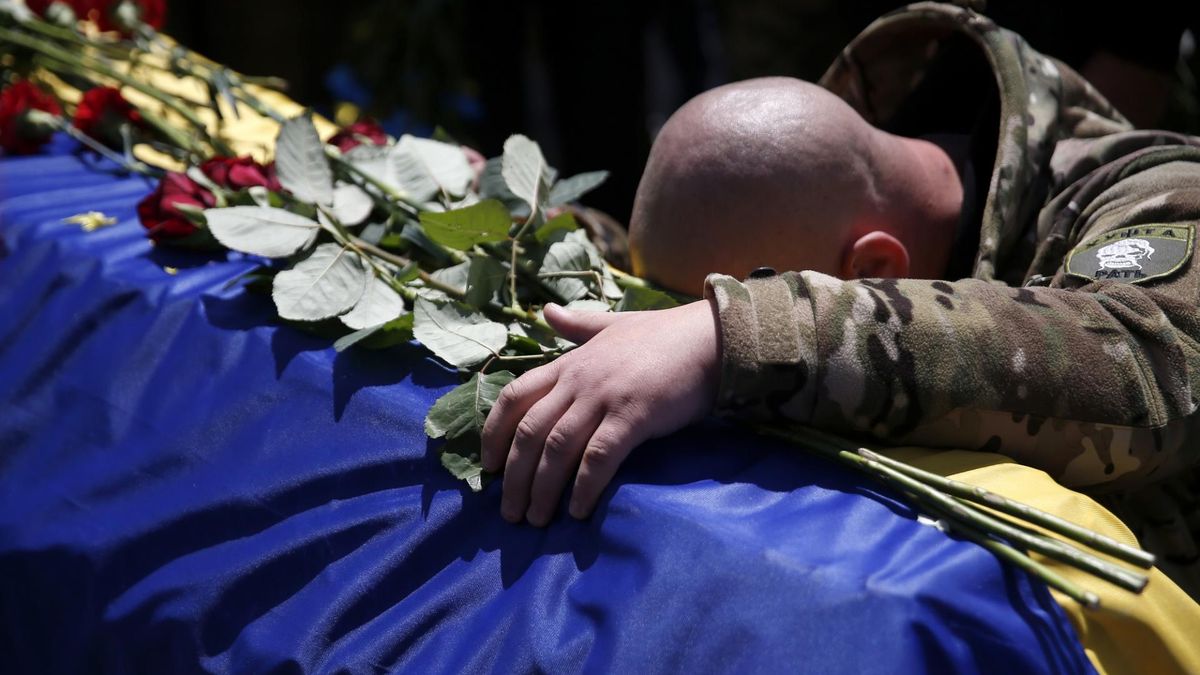 Nerwica frontowa dotyka żołnierzy walczących na Ukrainie. Jakie są jej objawy?