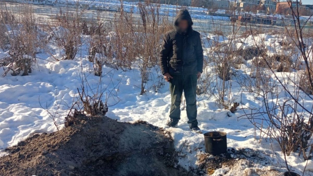 15 lat mieszkał nad Wisłą. Żołnierze zareagowali na jego los.