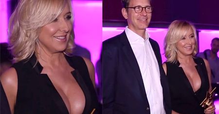 50-letnia Młynarska chwali się biustem