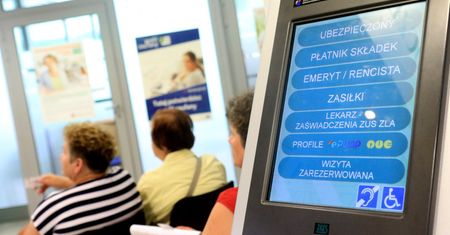 ZUS informuje - dodatek dopełniający do renty socjalnej trafił do niemal 11,3 tys. osób na terenie całej małopolski
