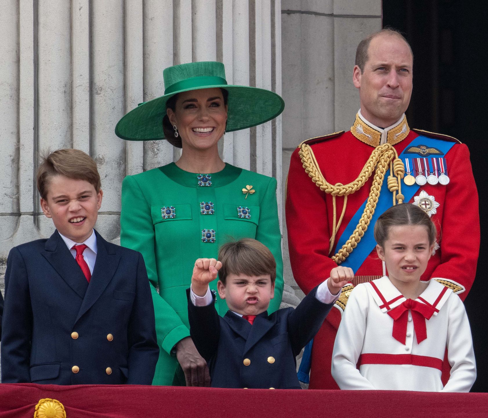 Księżna Kate i książę William z dziećmi