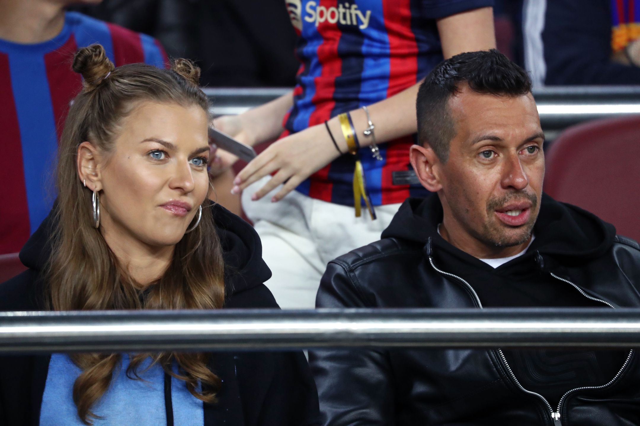Anna Lewandowska kibicuje Robertowi z trybun Camp Nou
