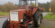 Powiat starachowicki: Ciągnik nie miał robionego przeglądu od 25 lat. Prowadził go mężczyzna bez prawka